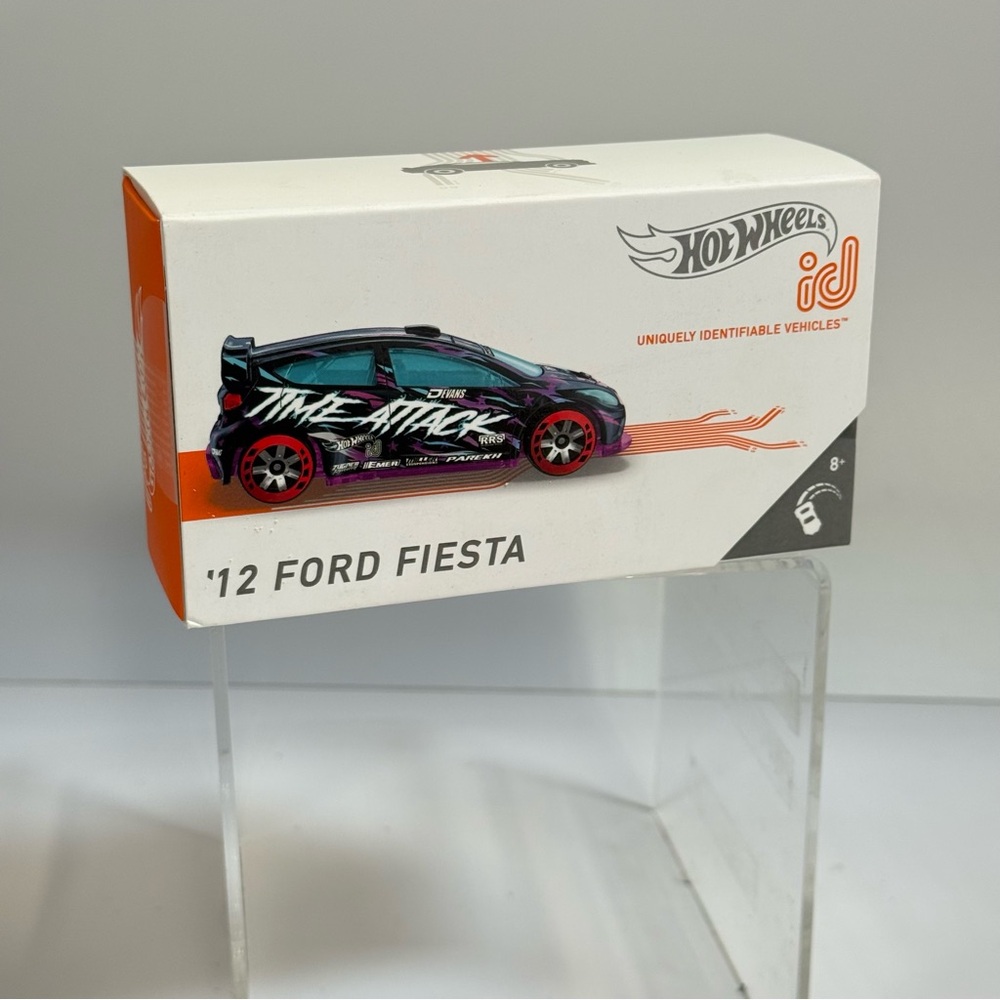 '12 Ford Fiesta